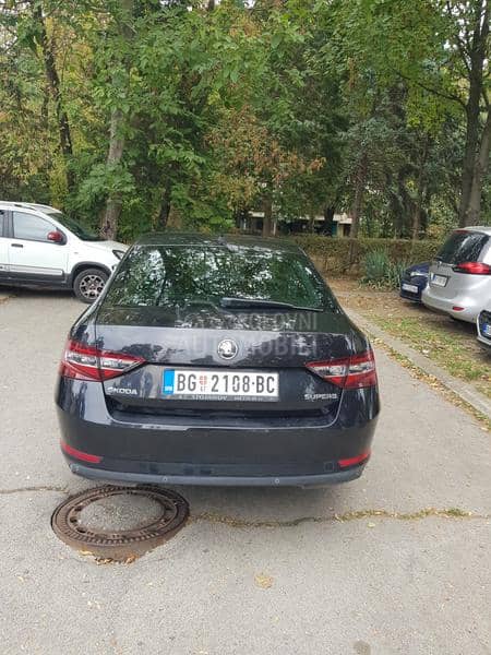Škoda Superb 2.0 TDI DSG