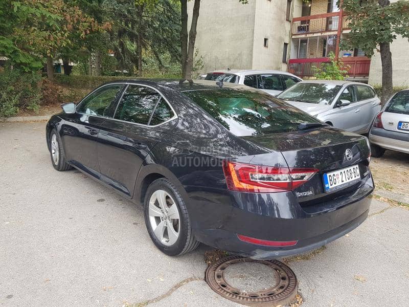Škoda Superb 2.0 TDI DSG