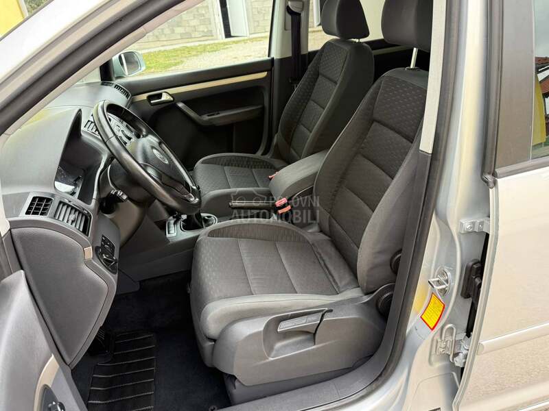 Volkswagen Touran R E Z E R V I S A N
