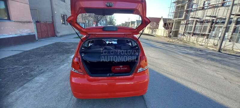 Chevrolet Aveo 