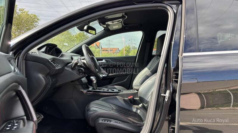 Peugeot 308 1.2i/GT-LINE/CH/