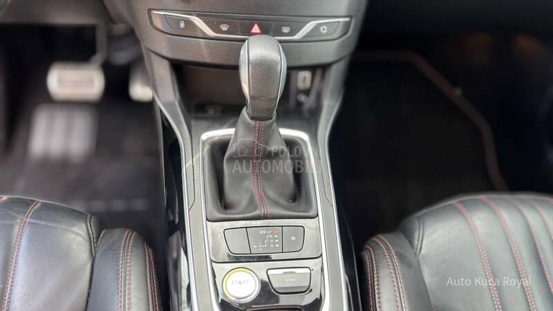 Peugeot 308 1.2i/GT-LINE/CH/