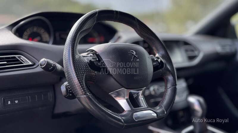 Peugeot 308 1.2i/GT-LINE/CH/