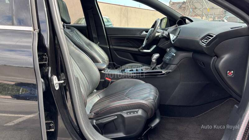 Peugeot 308 1.2i/GT-LINE/CH/