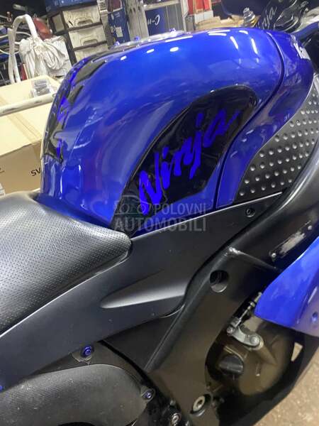Kawasaki Zx6r