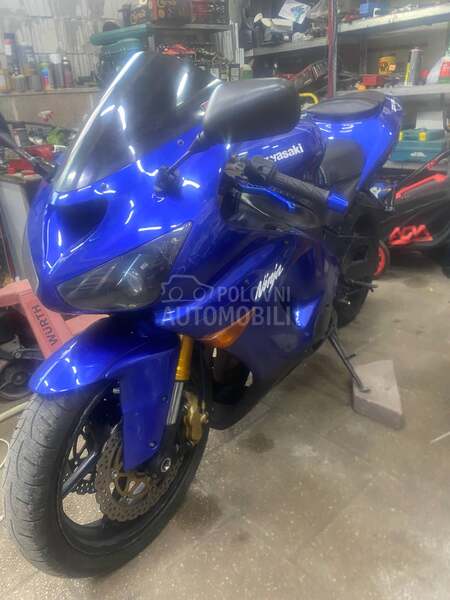 Kawasaki Zx6r