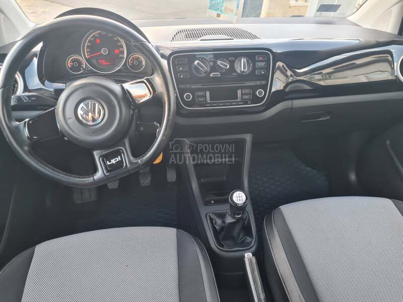 Volkswagen up! 