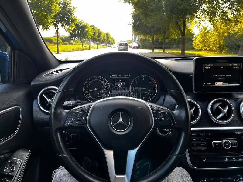 Mercedes Benz A 180 AMG