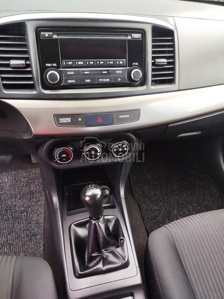 Mitsubishi Lancer 1.6