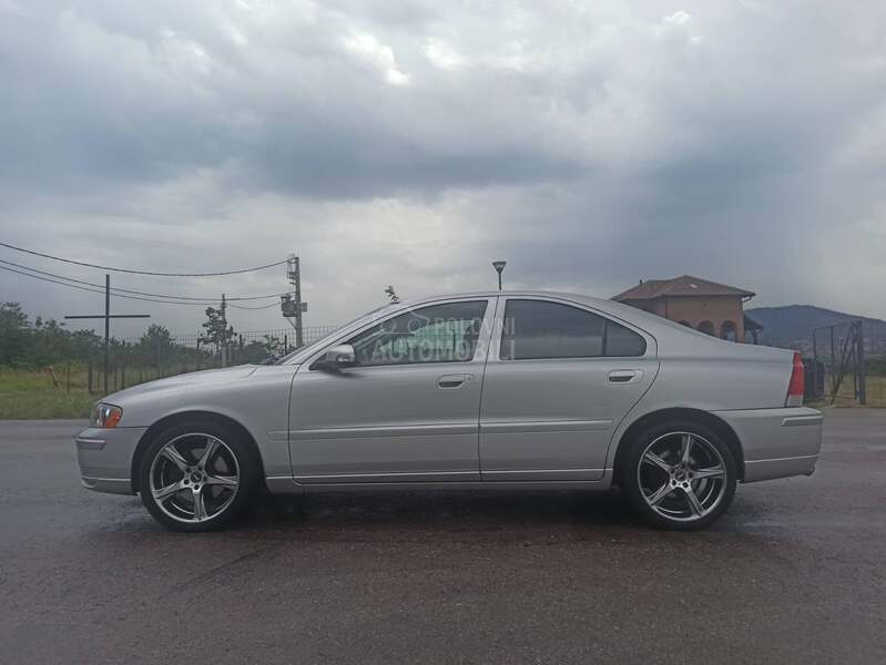 Volvo S60 2.4 D5