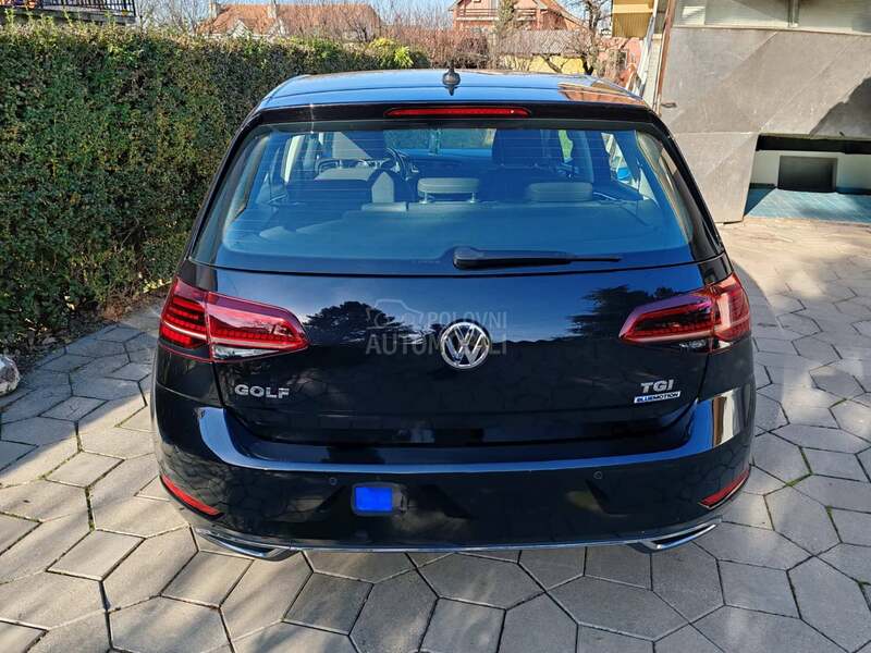 Volkswagen Golf 7 1.4 tgi dsg highline