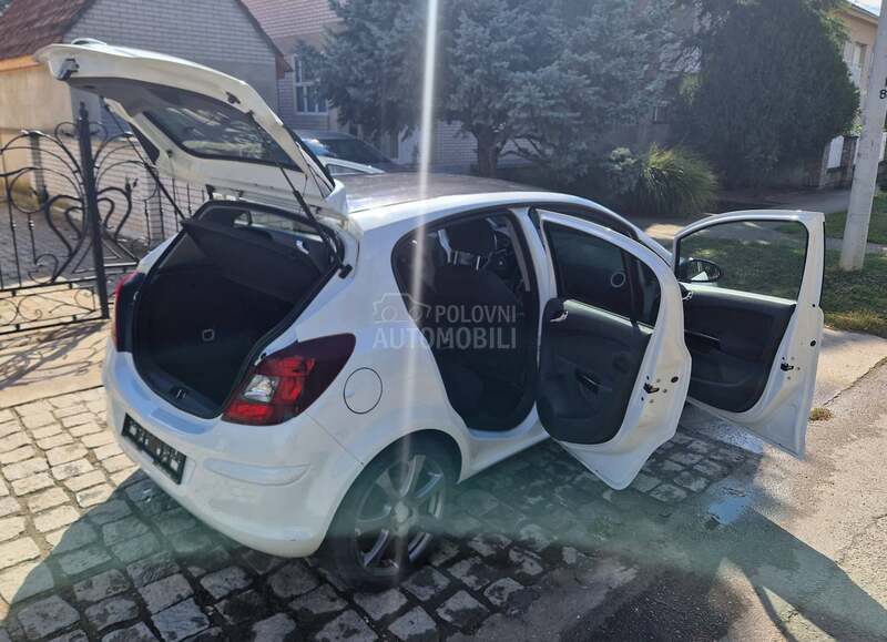 Opel Corsa D 