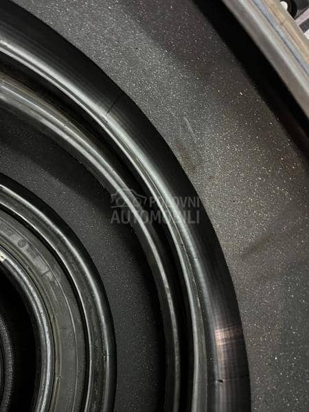 Michelin 235/35 R20 Letnja