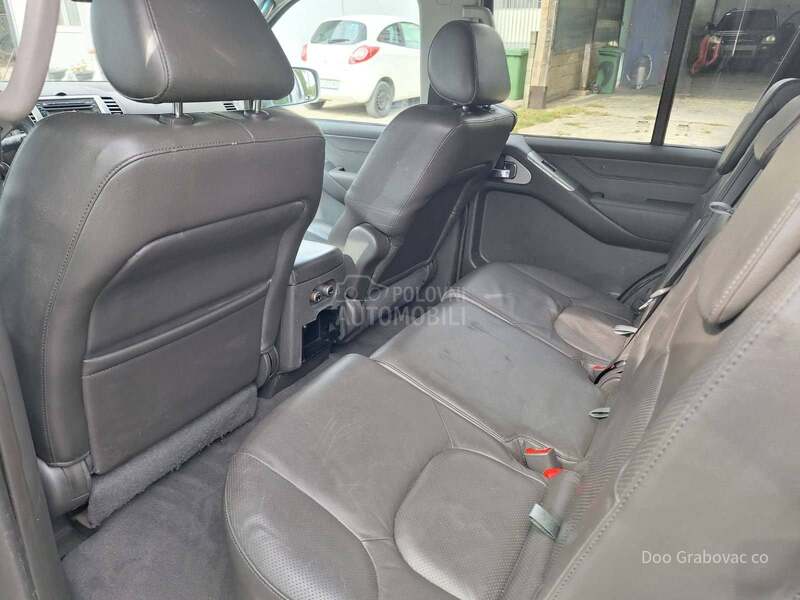 Nissan Pathfinder 2.5dci fu.ll  ch
