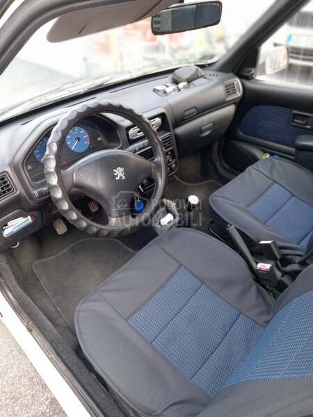 Peugeot 106 