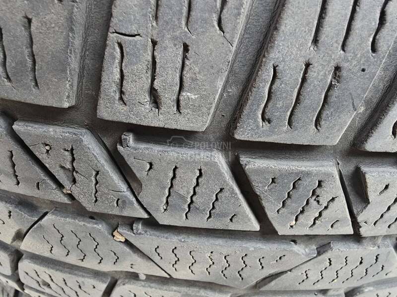 Continental 245/50 R18 Zimska