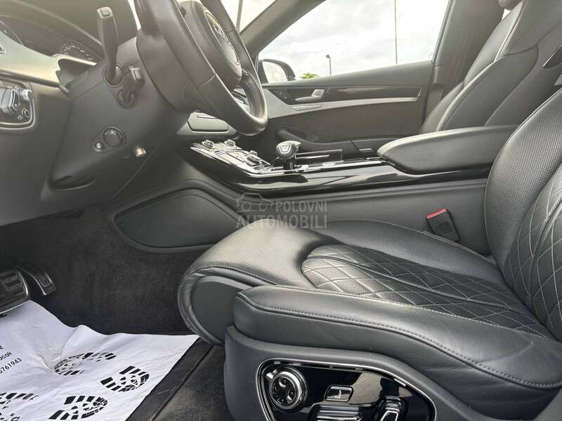 Audi A8 3.0