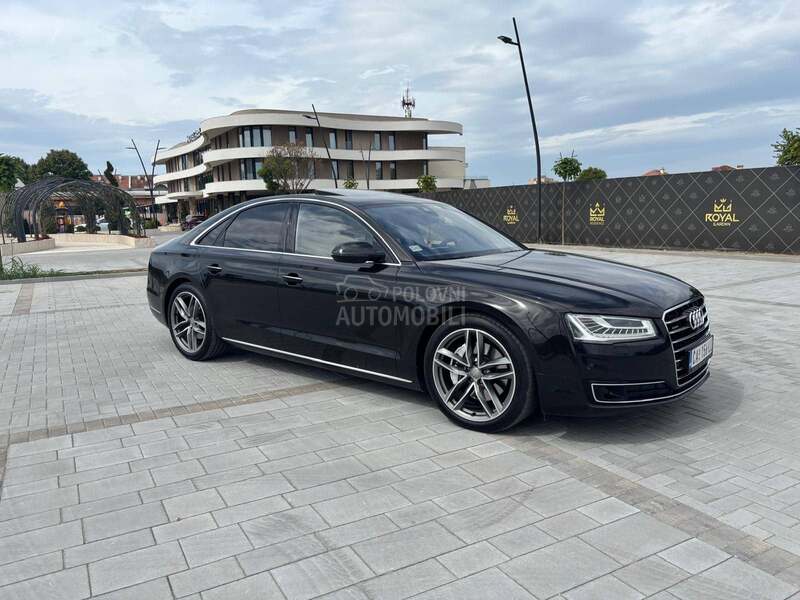 Audi A8 3.0