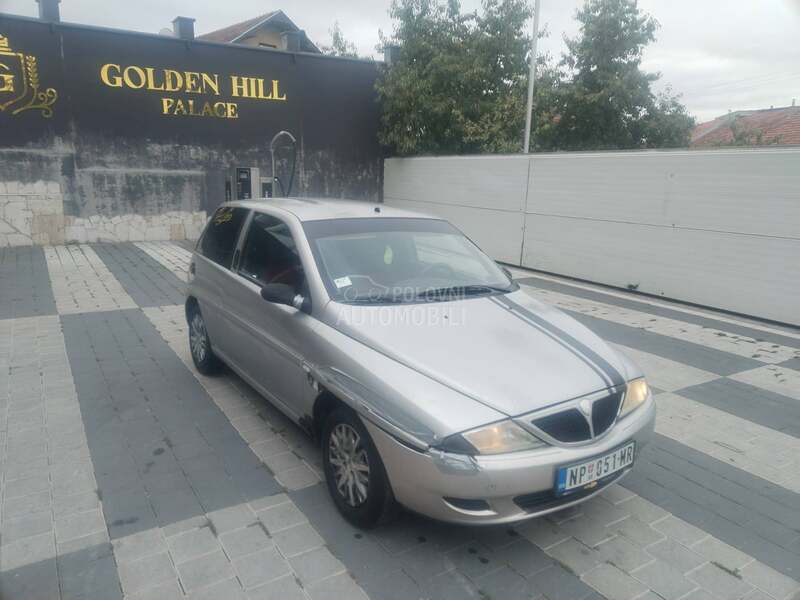 Lancia Ypsilon 1.2