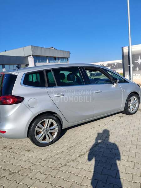 Opel Zafira 2.0 cdti