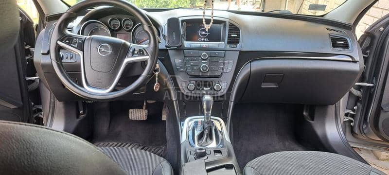 Opel Insignia 2.0