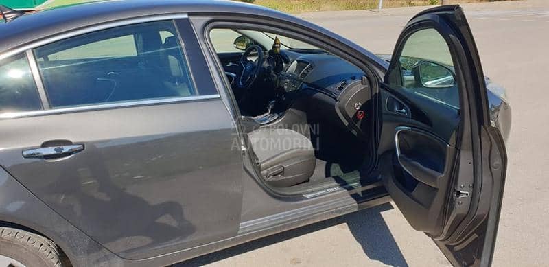 Opel Insignia 2.0