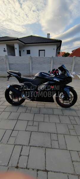 Kawasaki ninja250r