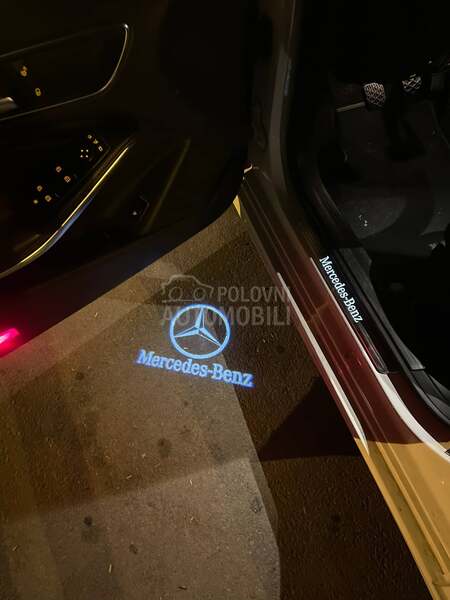 Mercedes Benz CLA 180 