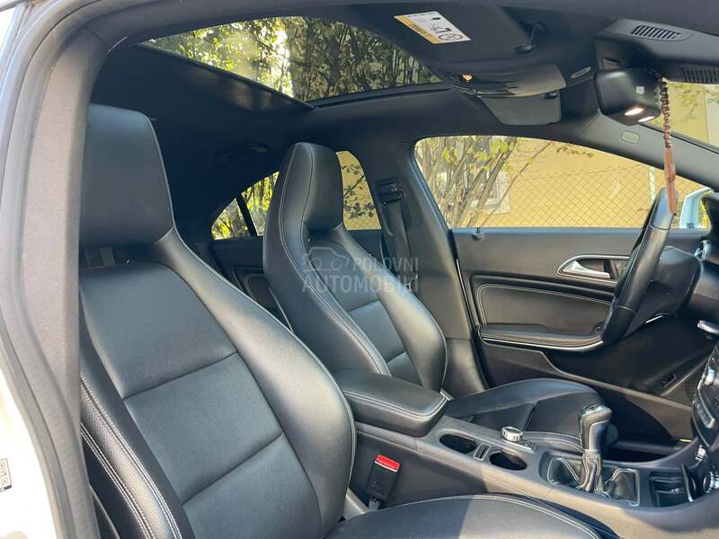 Mercedes Benz CLA 180 