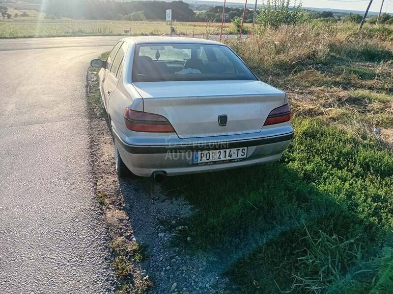 Peugeot 406 