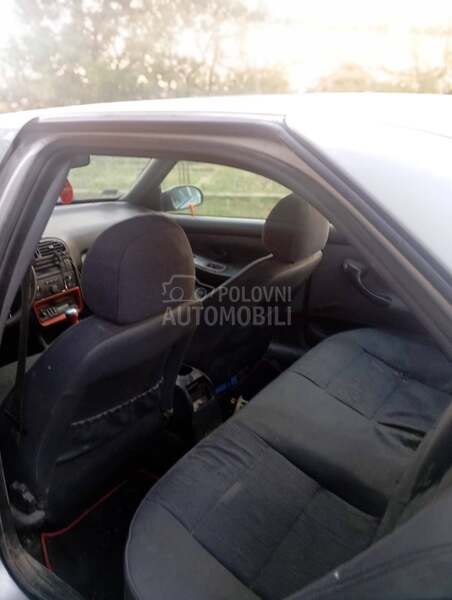 Peugeot 406 