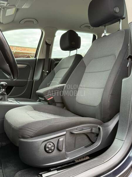 Volkswagen Passat B7 2.0TDI Bluemotion