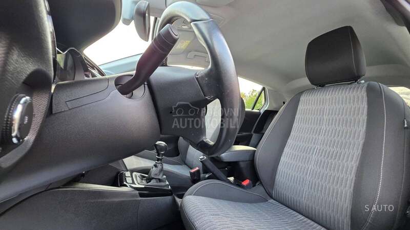 Opel Corsa F C0SMO/KREDlTl