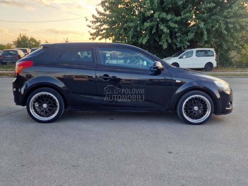 Kia pro_cee`d 1.6d sport