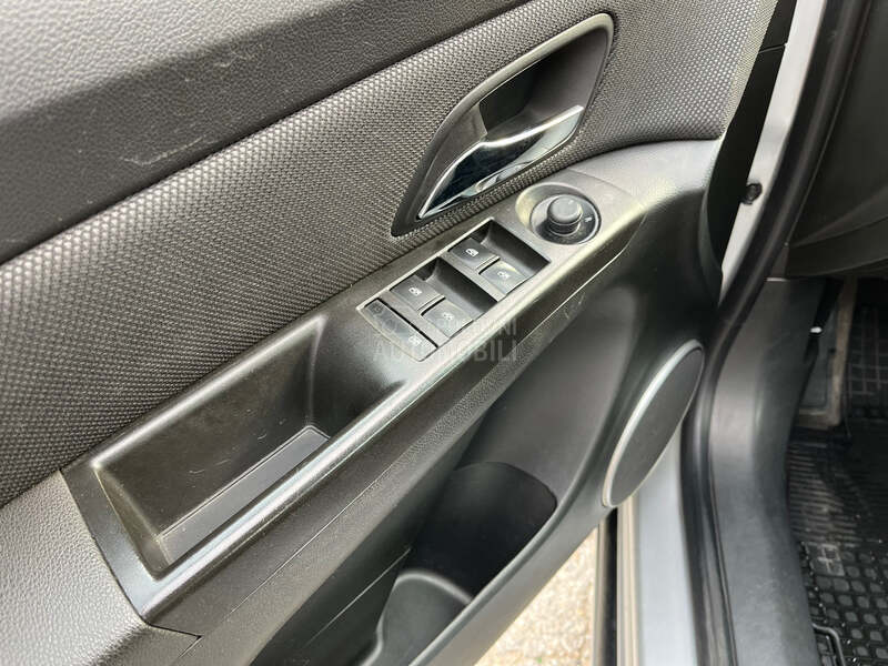 Chevrolet Cruze 