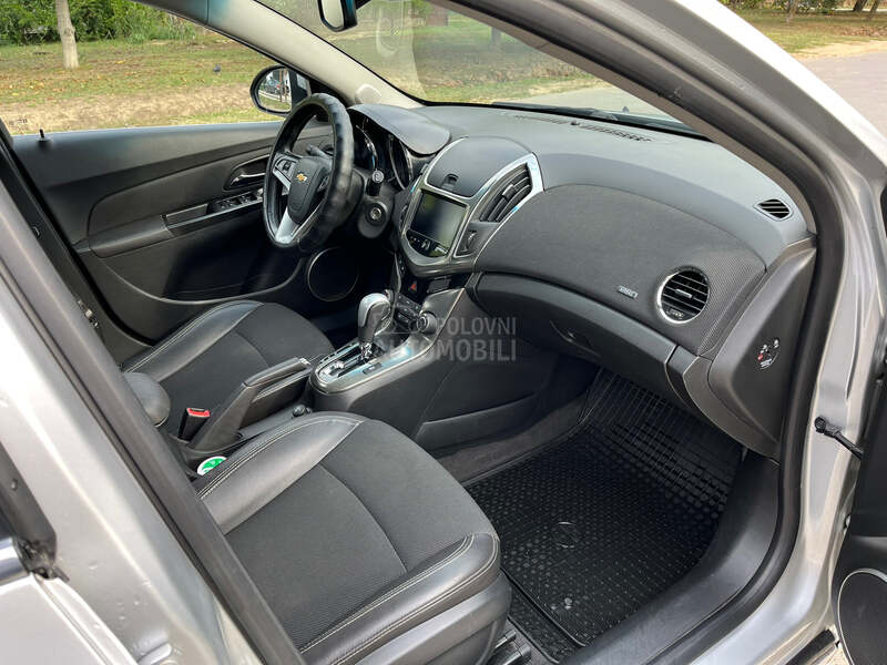 Chevrolet Cruze 