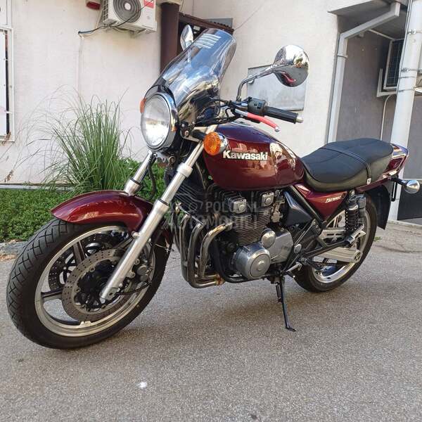 Kawasaki ZEPHYR 550
