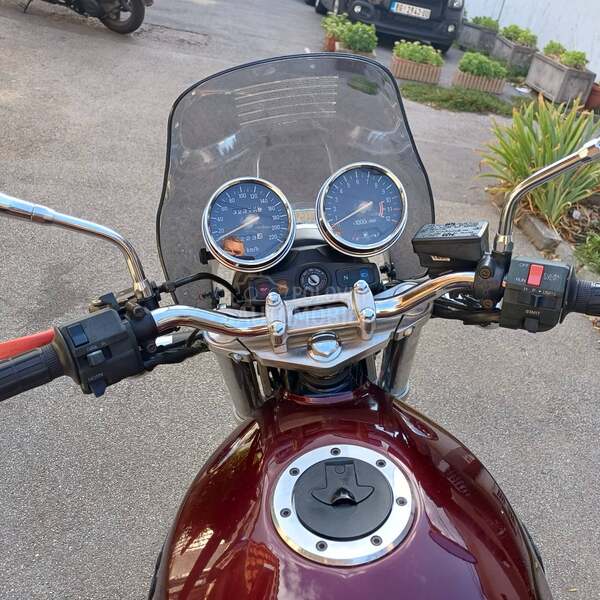 Kawasaki ZEPHYR 550