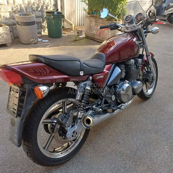 Kawasaki ZEPHYR 550