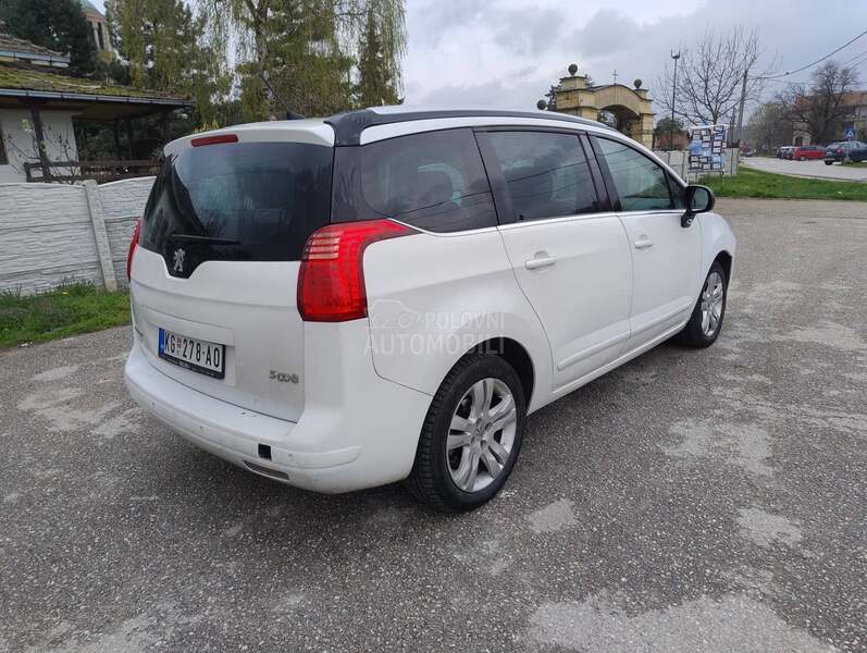 Peugeot 5008 1.6 hdi