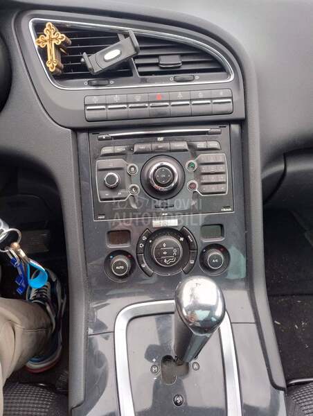 Peugeot 5008 1.6 hdi
