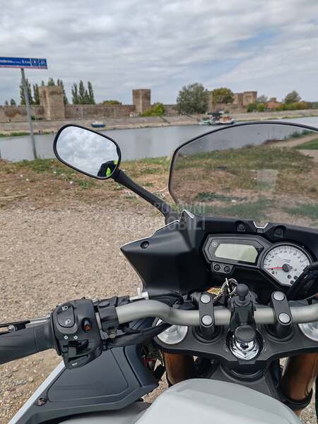 Yamaha fz8 fz 8
