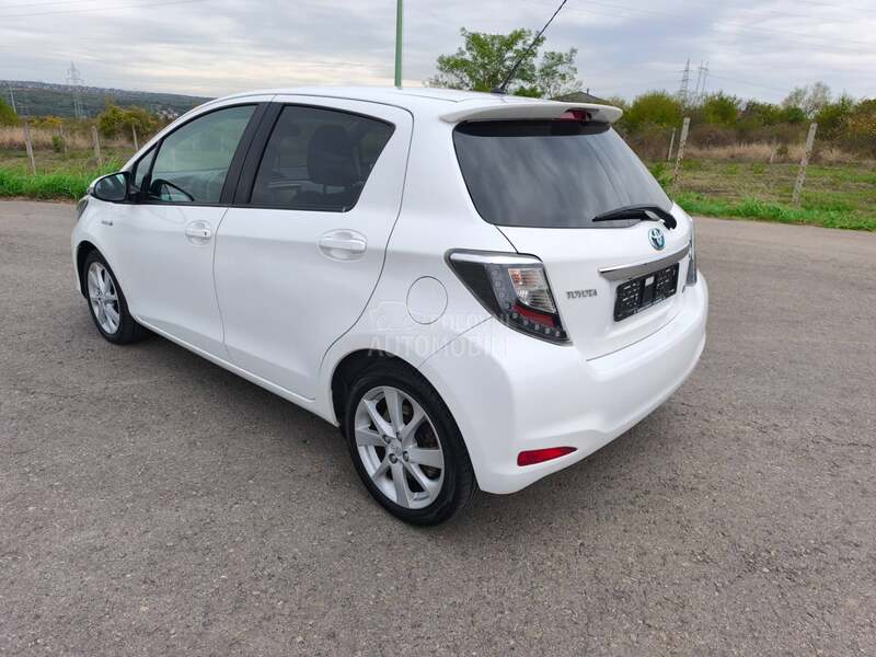 Toyota Yaris 1.5 Hybrid Sol