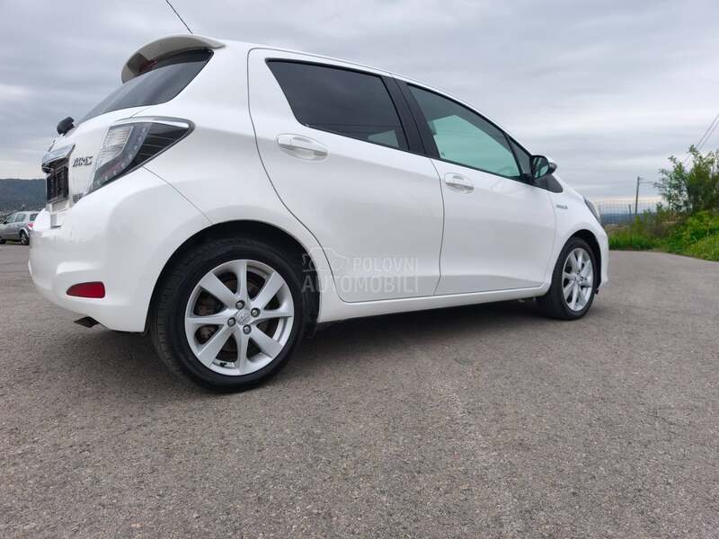 Toyota Yaris 1.5 Hybrid Sol