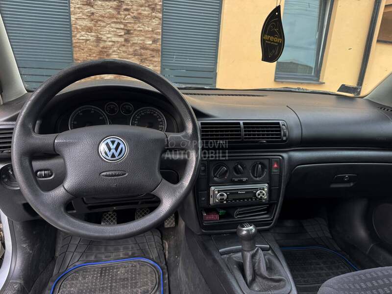 Volkswagen Passat B5.5 