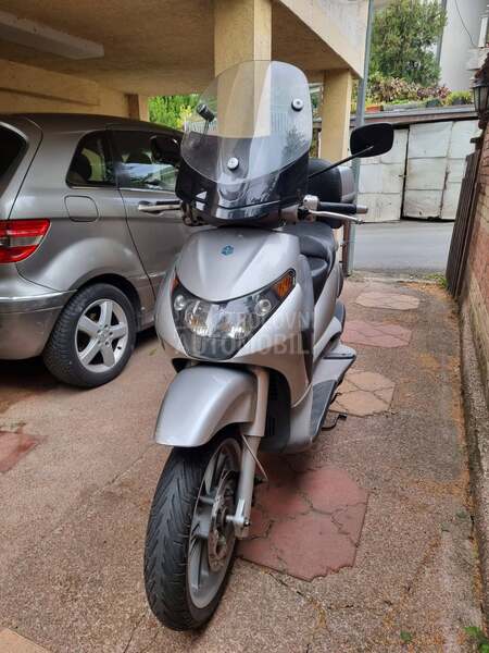 Piaggio Beverly