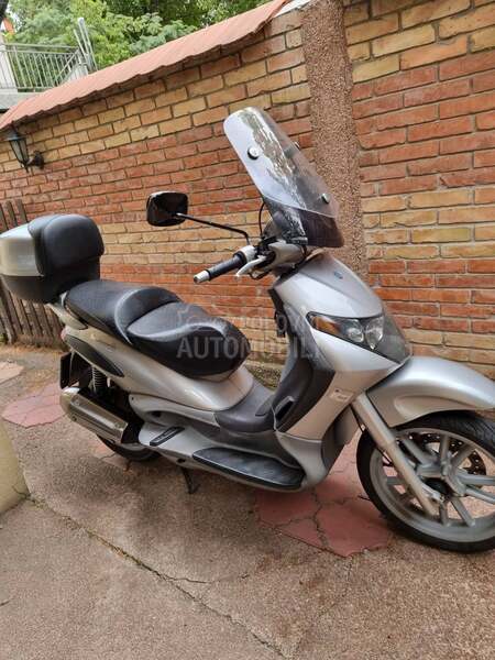 Piaggio Beverly