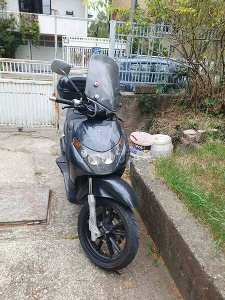 Piaggio Beverly