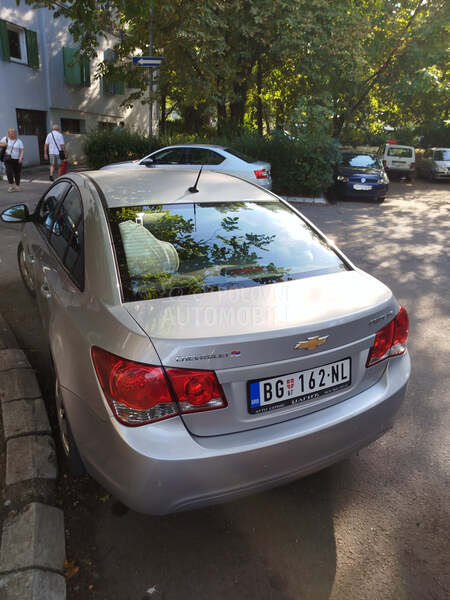 Chevrolet Cruze 1.6L