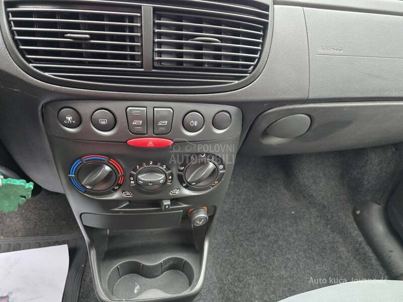 Fiat Punto 1.2 tng van
